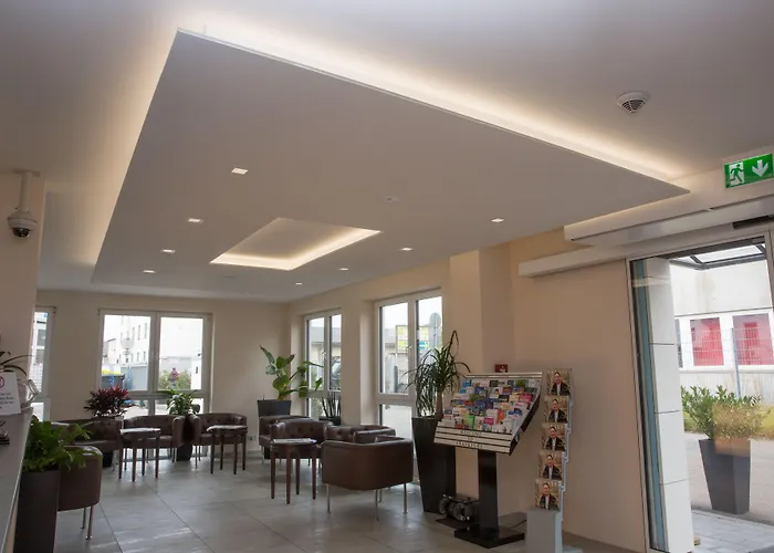 Trip Goethe Conference 酒店 3*