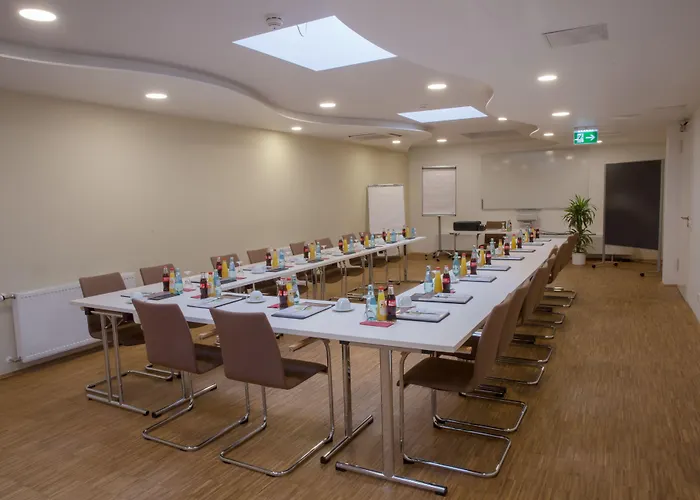 Trip Goethe Conference 酒店